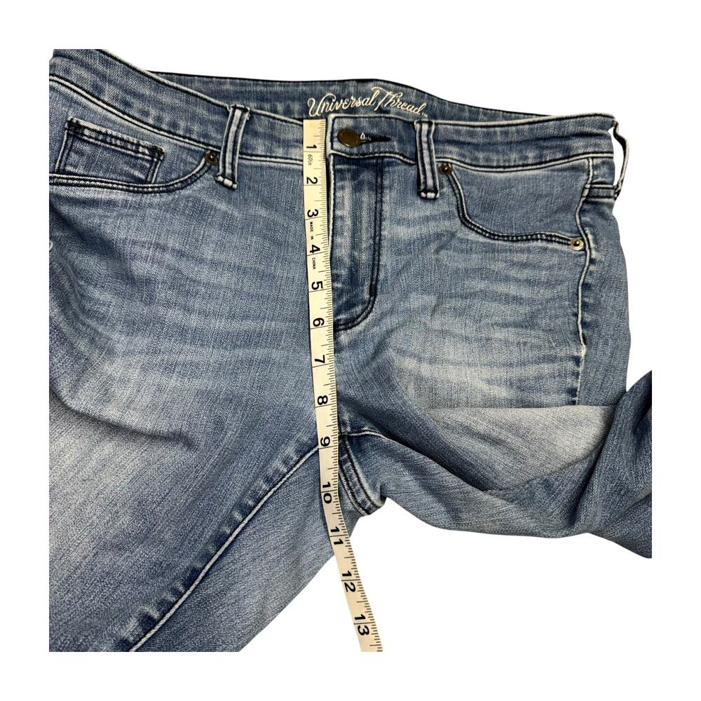Universal Thread Straight Leg Jeans Size 10 Light Wash Denim 30S Short - Picture 4 of 7